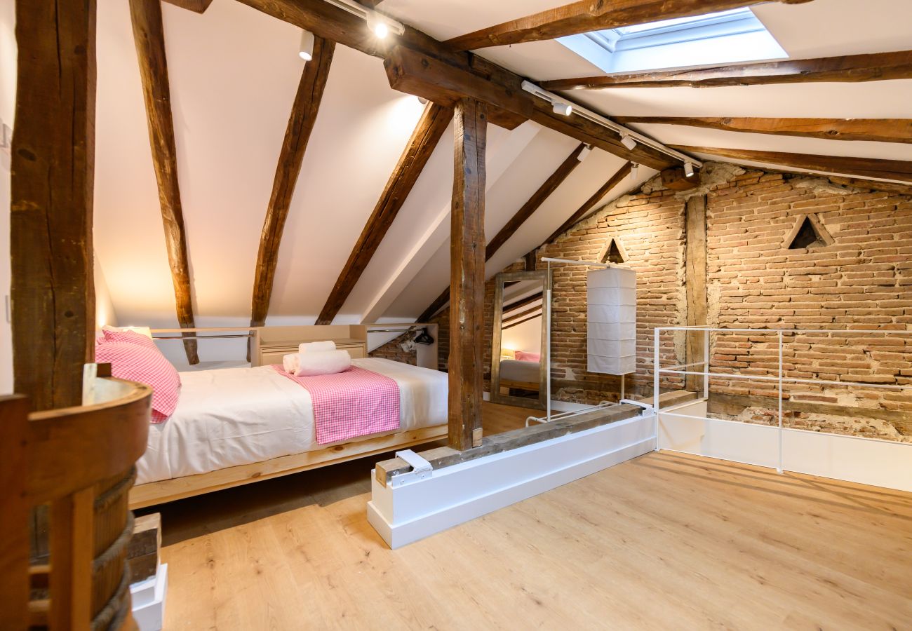 Apartment in Madrid - M (CDSR215) Amplio y Luminoso Dúplex