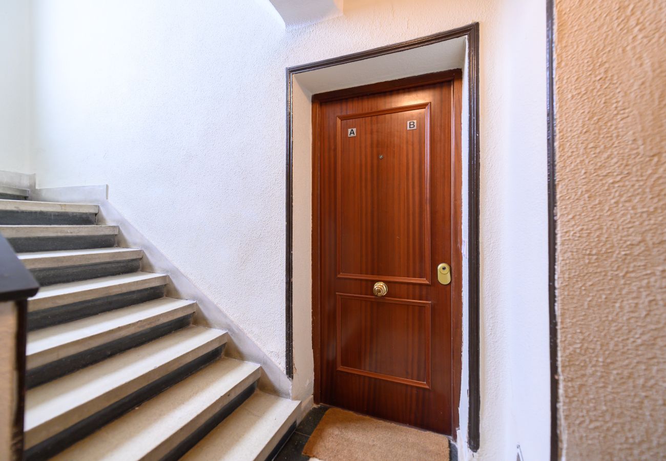 Apartment in Madrid - M (FOV160IIA) Piso de 1 dormitorio en Chamartín