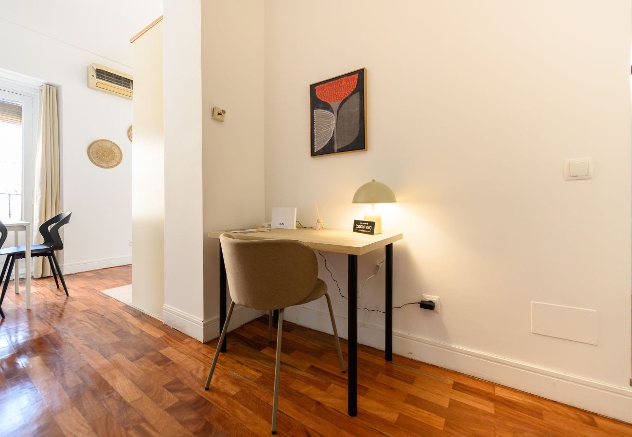 Apartment in Madrid - M (TOL241) Espectacular Piso en la Plaza Mayor