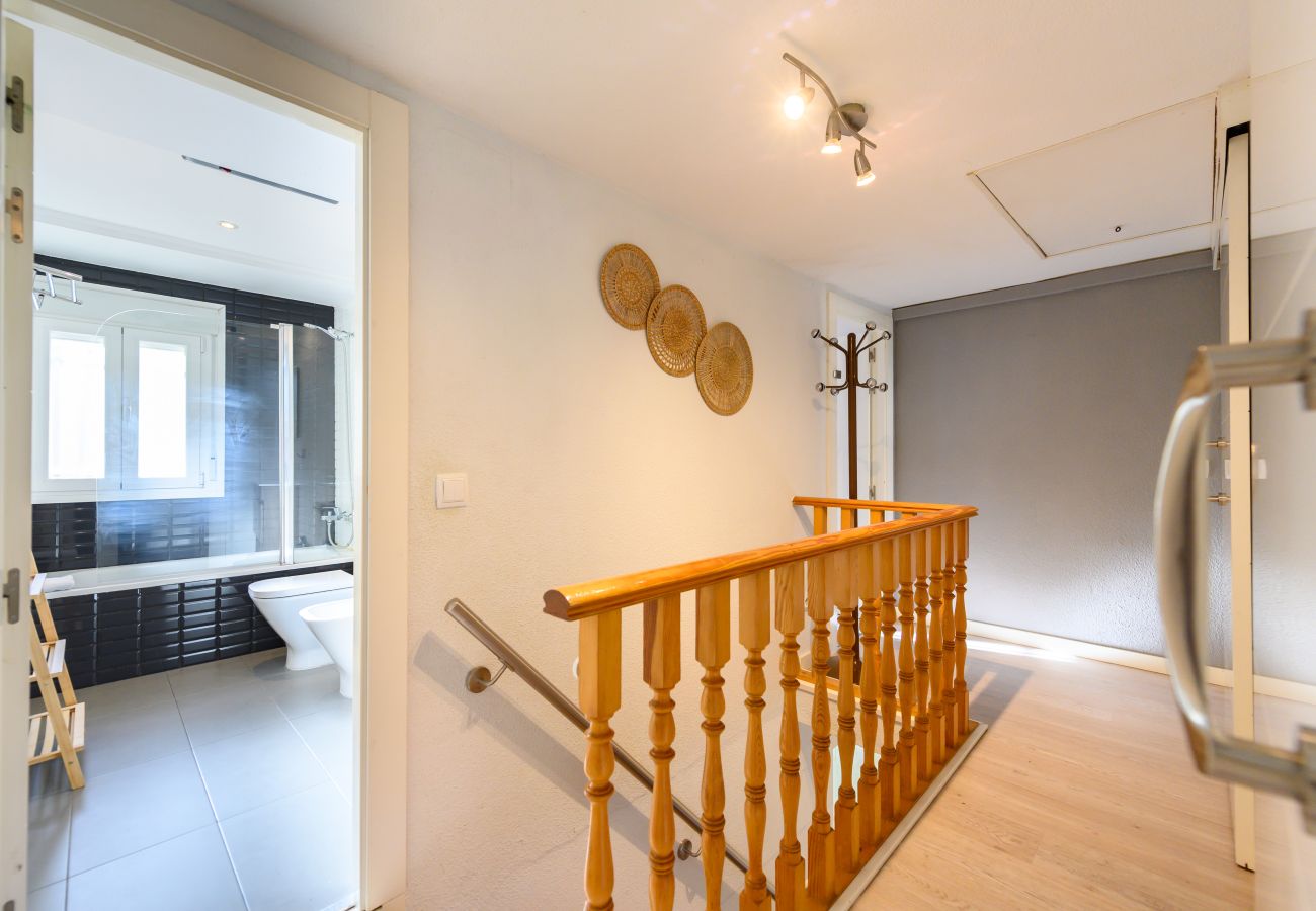 Chalet in Madrid - M (SAB52) Amplio Chalet 3 dormitorios y terraza