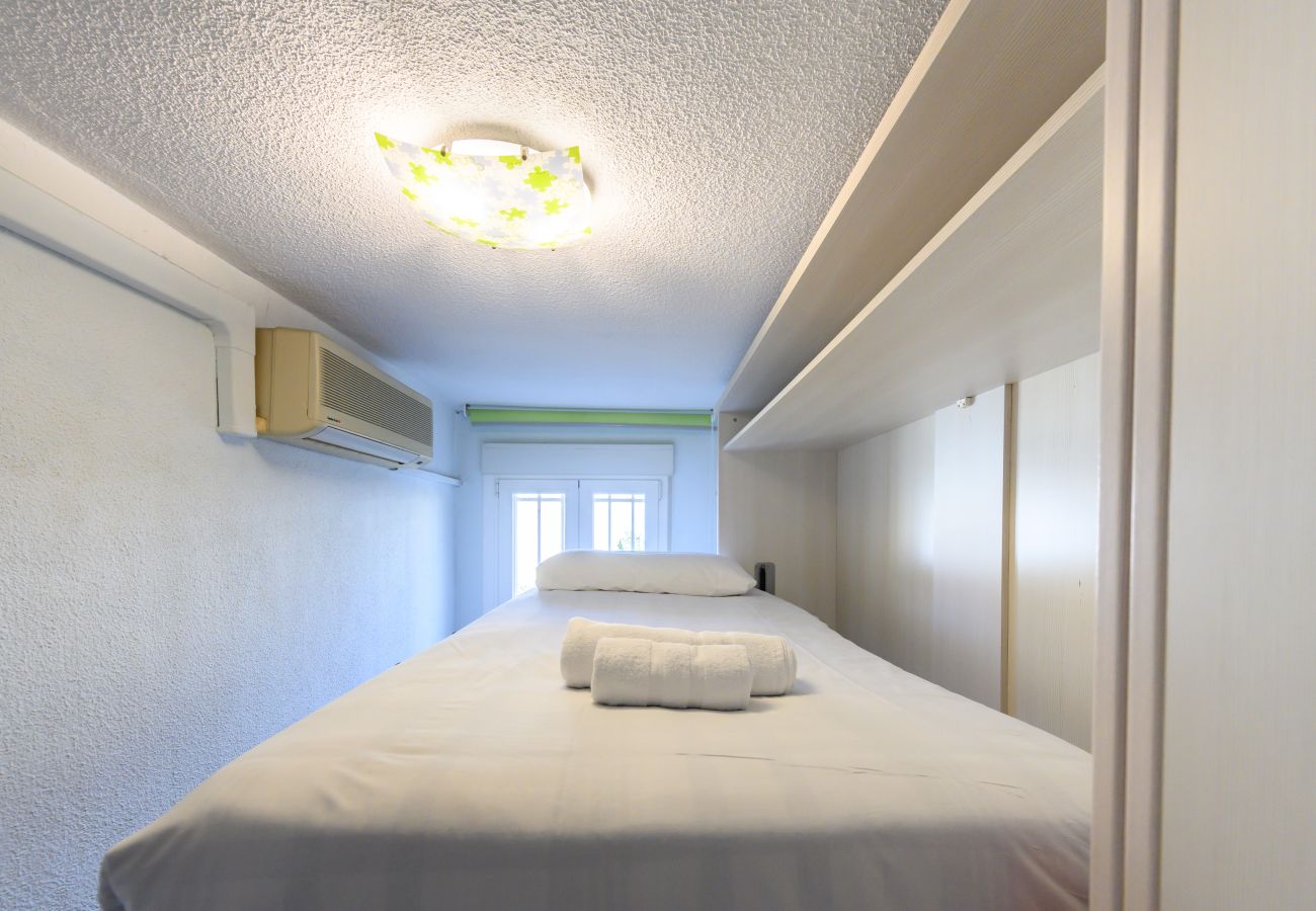 Chalet in Madrid - M (SAB52) Amplio Chalet 3 dormitorios y terraza