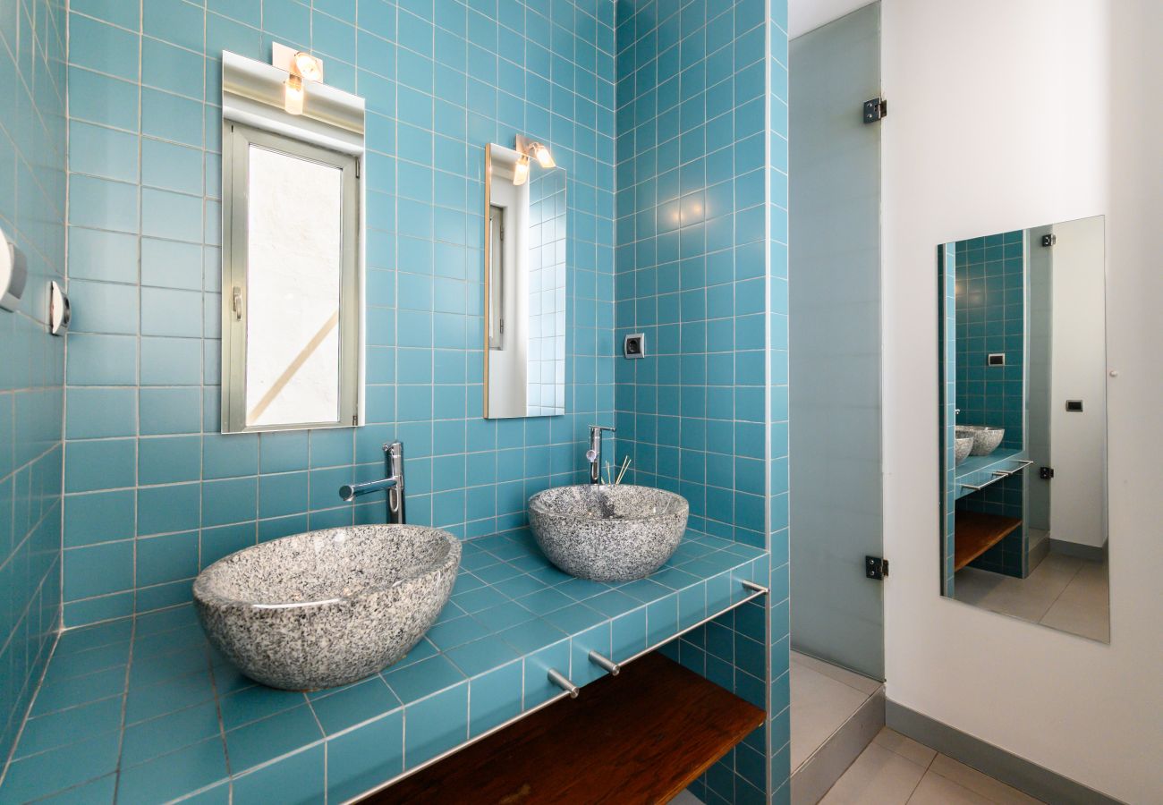 Apartment in Madrid - M (ESA121ID) Amplio Dúplex en el centro de Madrid