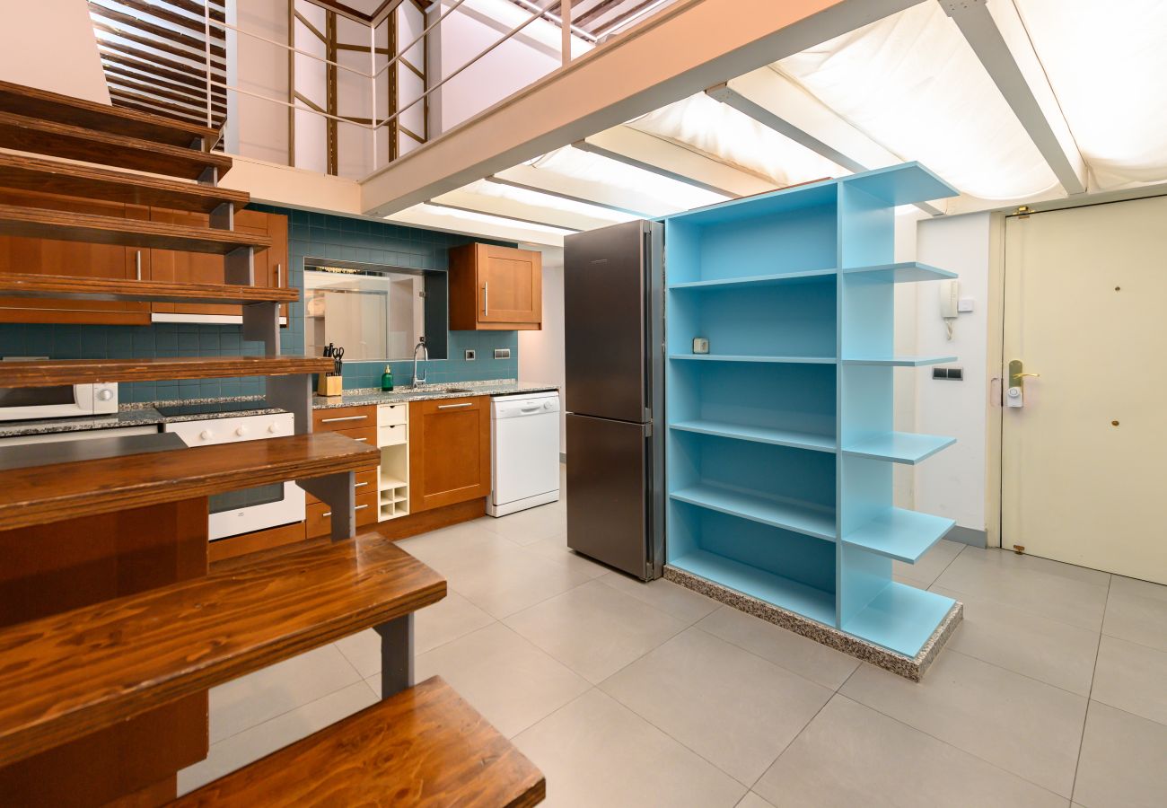 Apartment in Madrid - M (ESA121ID) Amplio Dúplex en el centro de Madrid