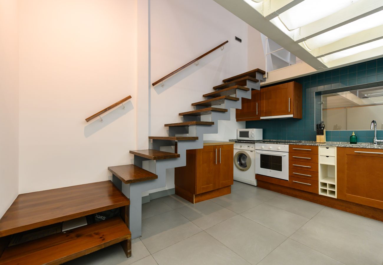 Apartment in Madrid - M (ESA121ID) Amplio Dúplex en el centro de Madrid