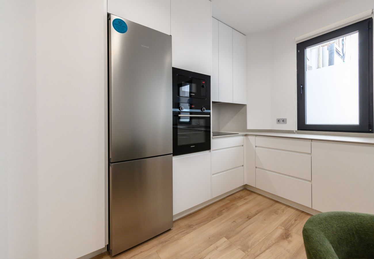 Apartment in Madrid - M (DDS1014) Piso de 2 dormitorios en Goya, Barrio