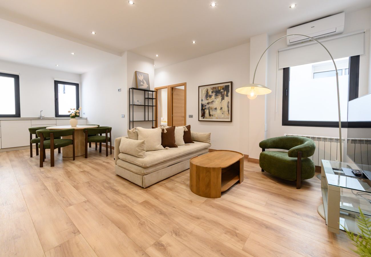 Apartment in Madrid - M (DDS1014) Piso de 2 dormitorios en Goya, Barrio