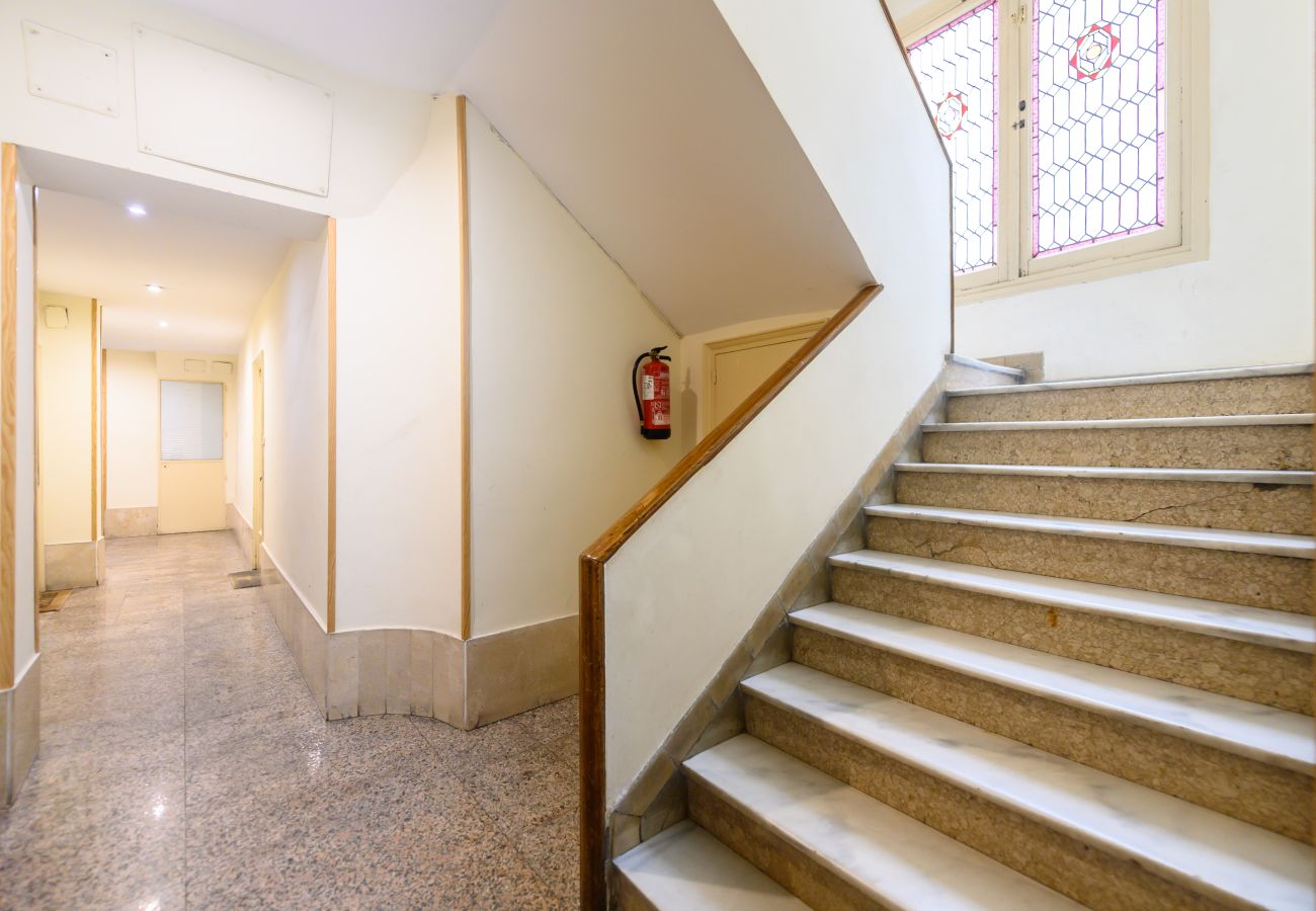 Apartment in Madrid - M (DDS1014) Piso de 2 dormitorios en Goya, Barrio