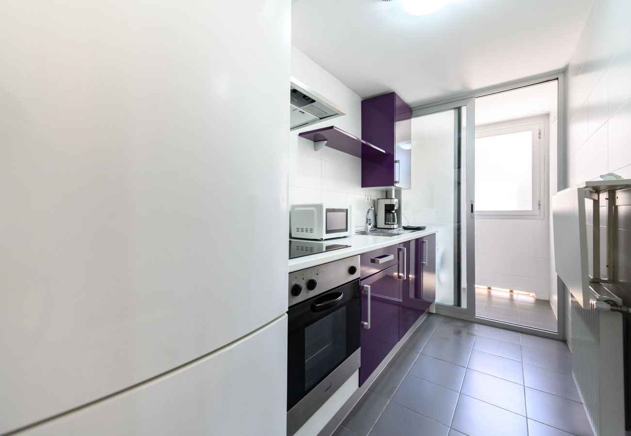 Apartment in Madrid - M (SAQU312C) Amplio piso de 1 dormitorio en Tetuán