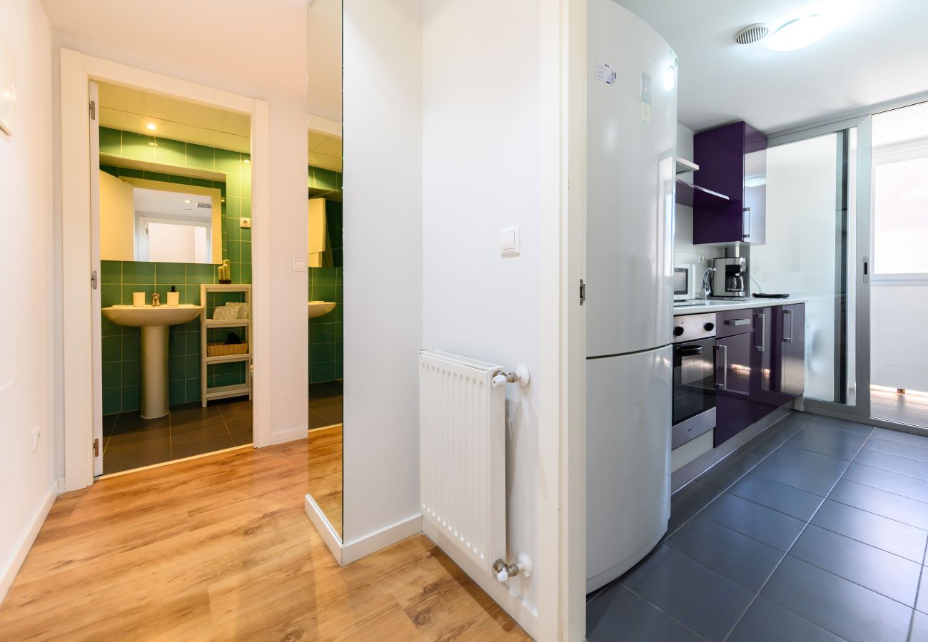 Apartment in Madrid - M (SAQU312C) Amplio piso de 1 dormitorio en Tetuán