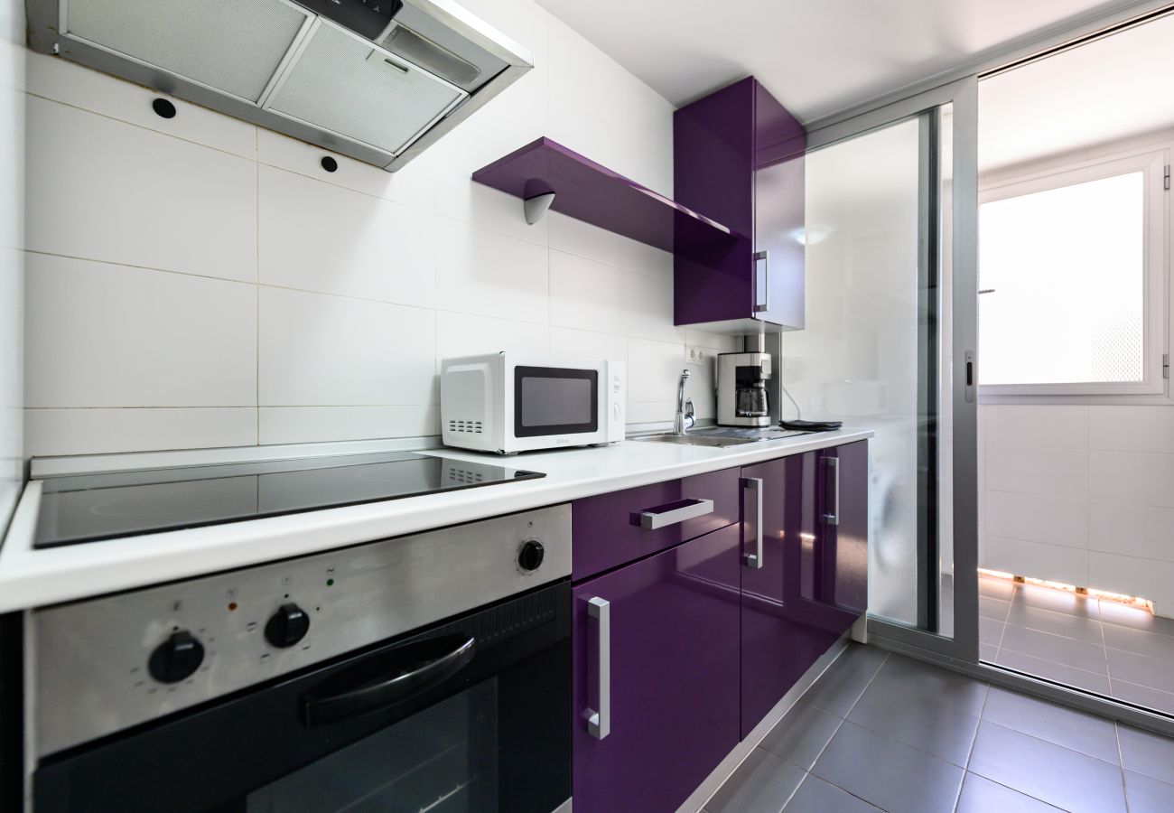 Apartment in Madrid - M (SAQU312C) Amplio piso de 1 dormitorio en Tetuán