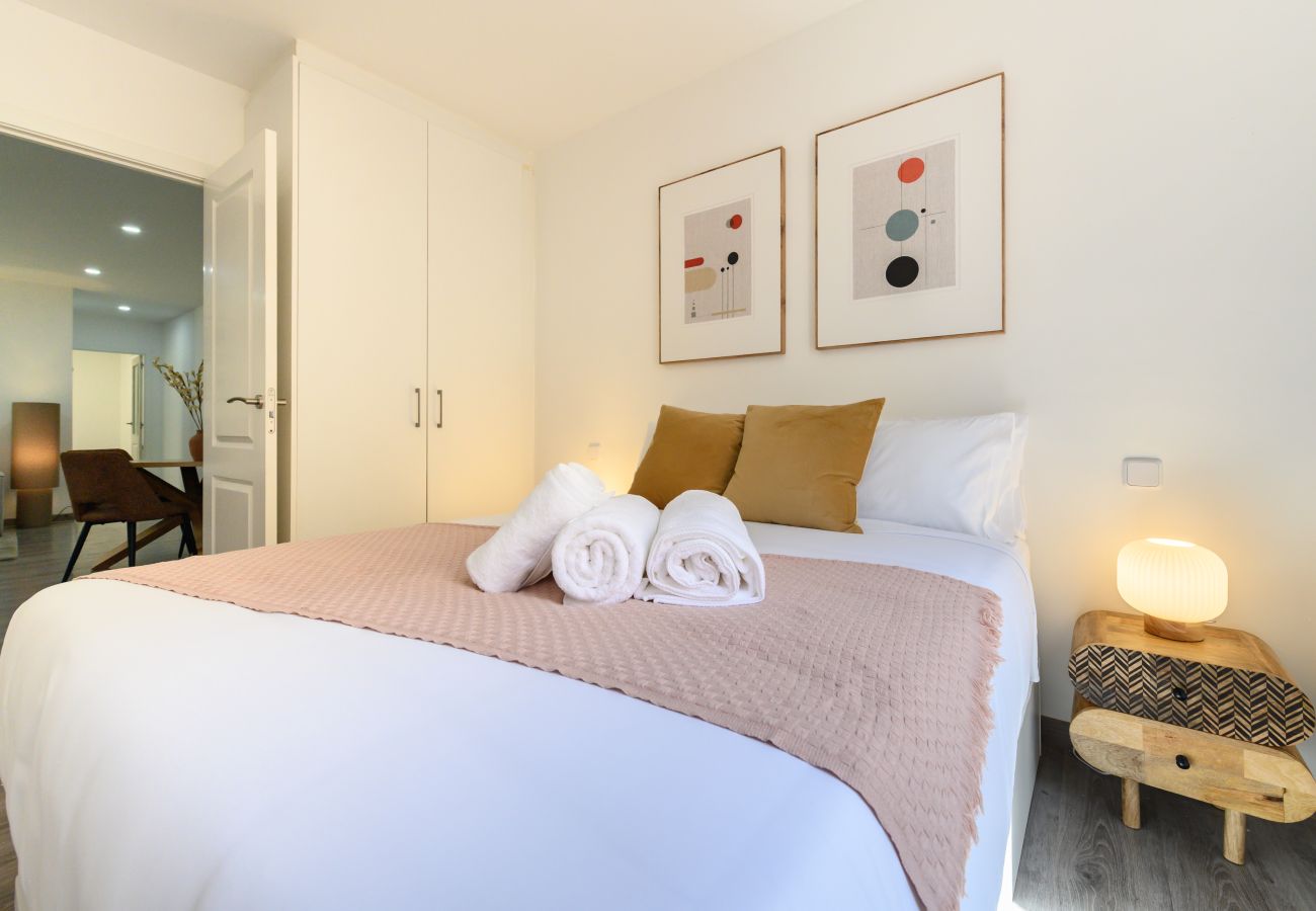 Apartment in Madrid - M (MAL91I) Amplio Piso 2 dormitorios en Chamartín