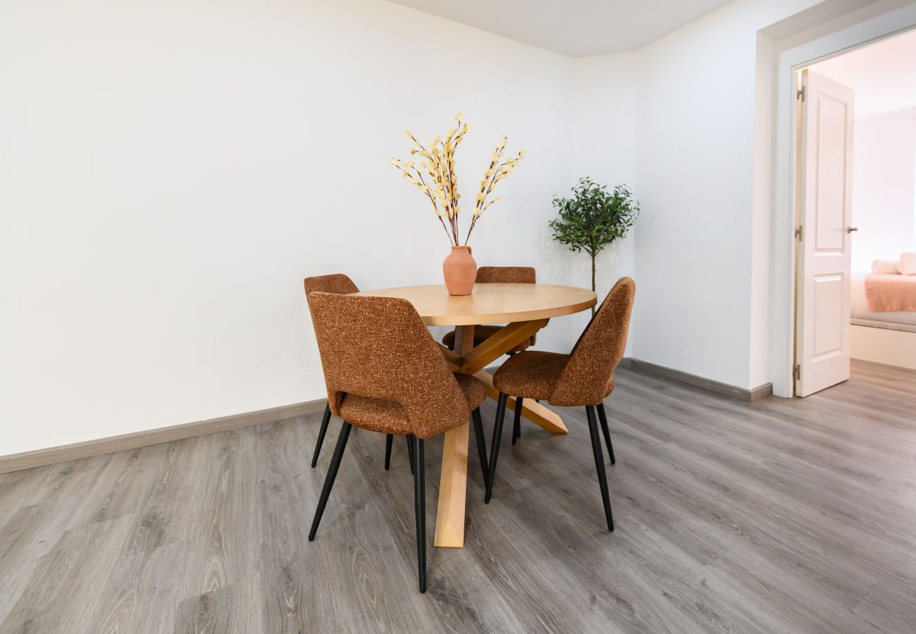 Apartment in Madrid - M (MAL91I) Amplio Piso 2 dormitorios en Chamartín