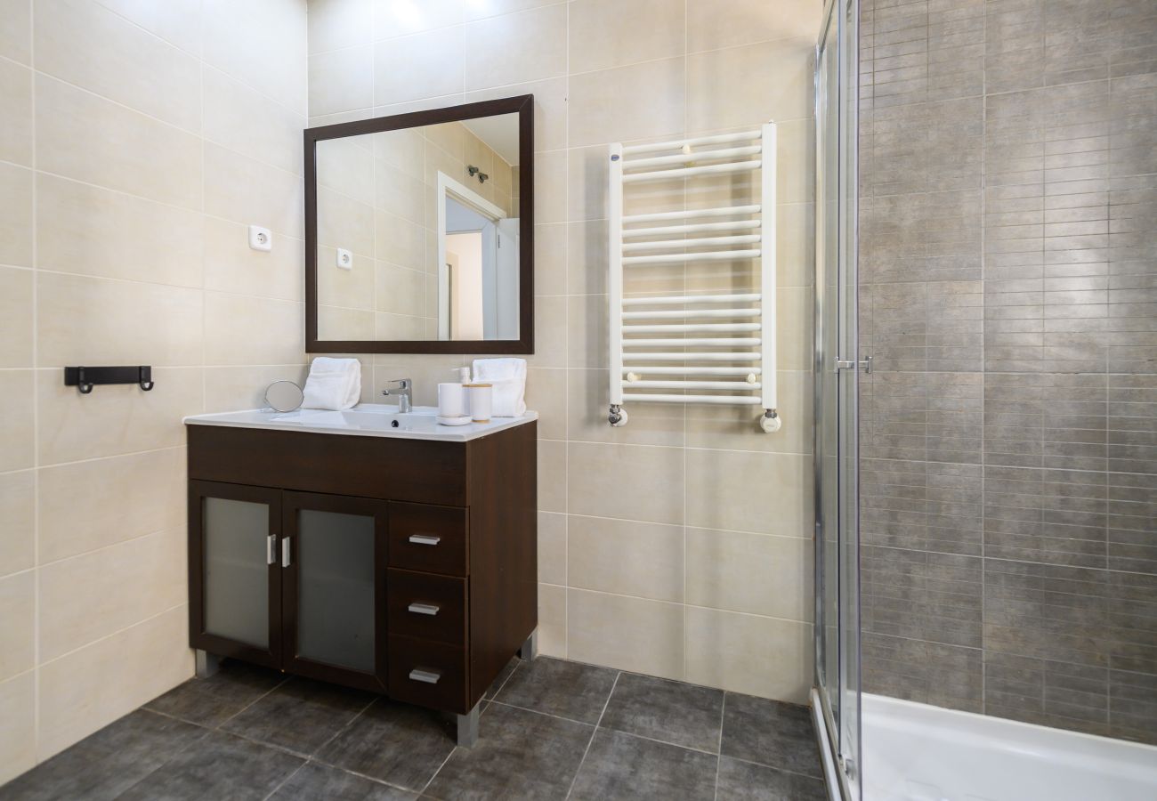 Apartment in Madrid - M (MAL91I) Amplio Piso 2 dormitorios en Chamartín
