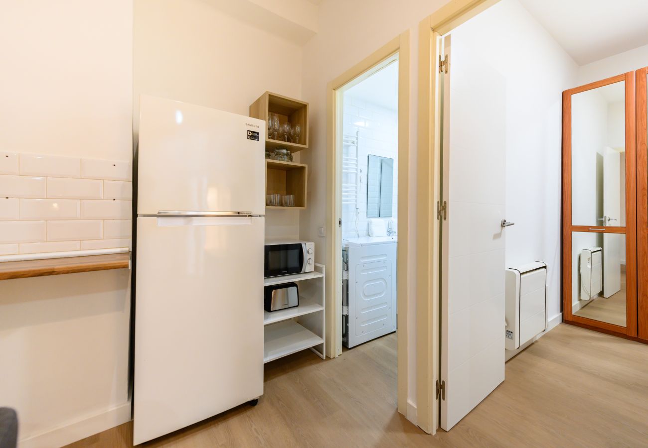 Apartment in Madrid - M (SGE680F) Piso 1 dormitorio con terraza en Tetuá