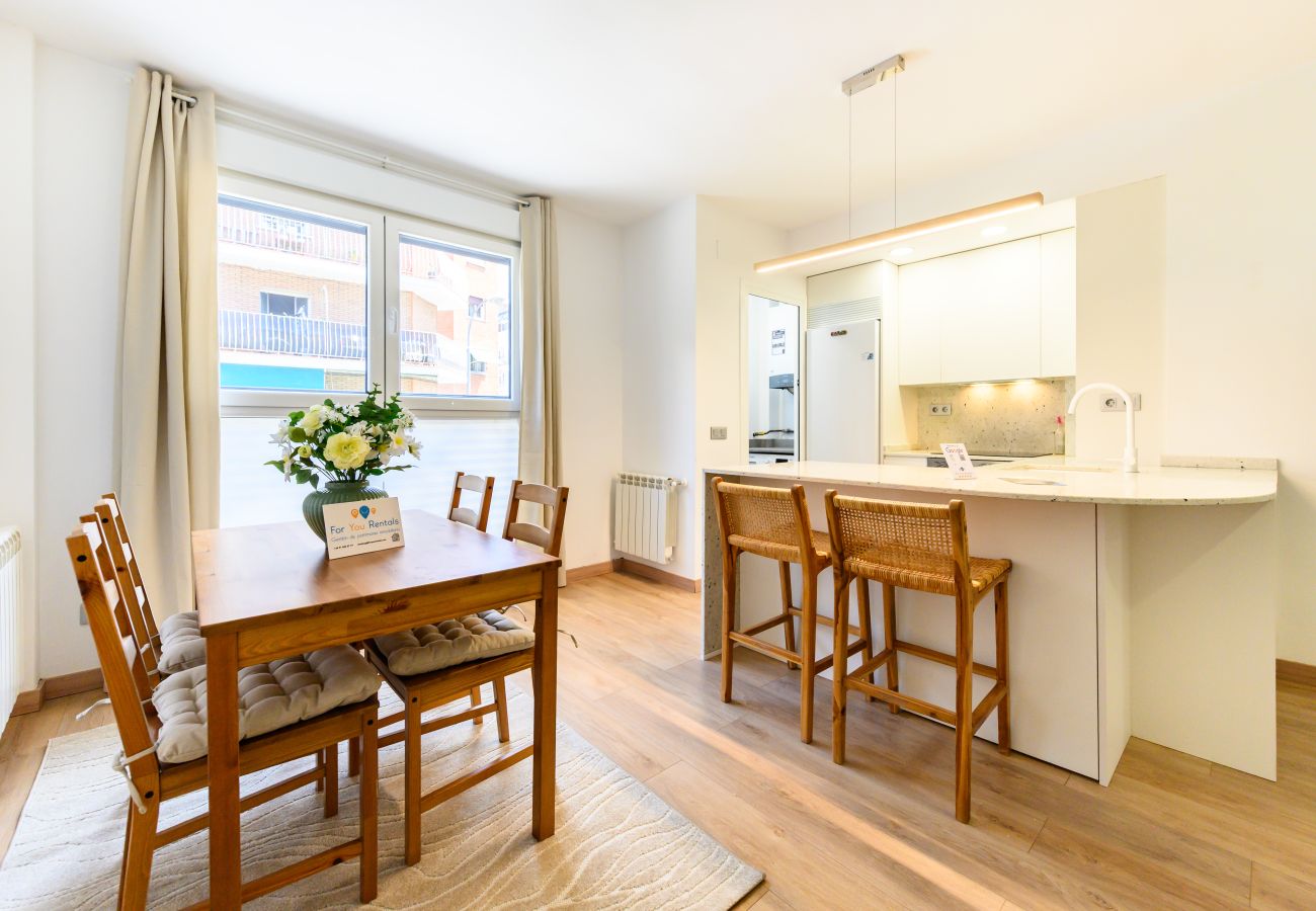 Apartment in Madrid - M (HMA121B) Amplio Piso 2 dormitorios y 2 baños