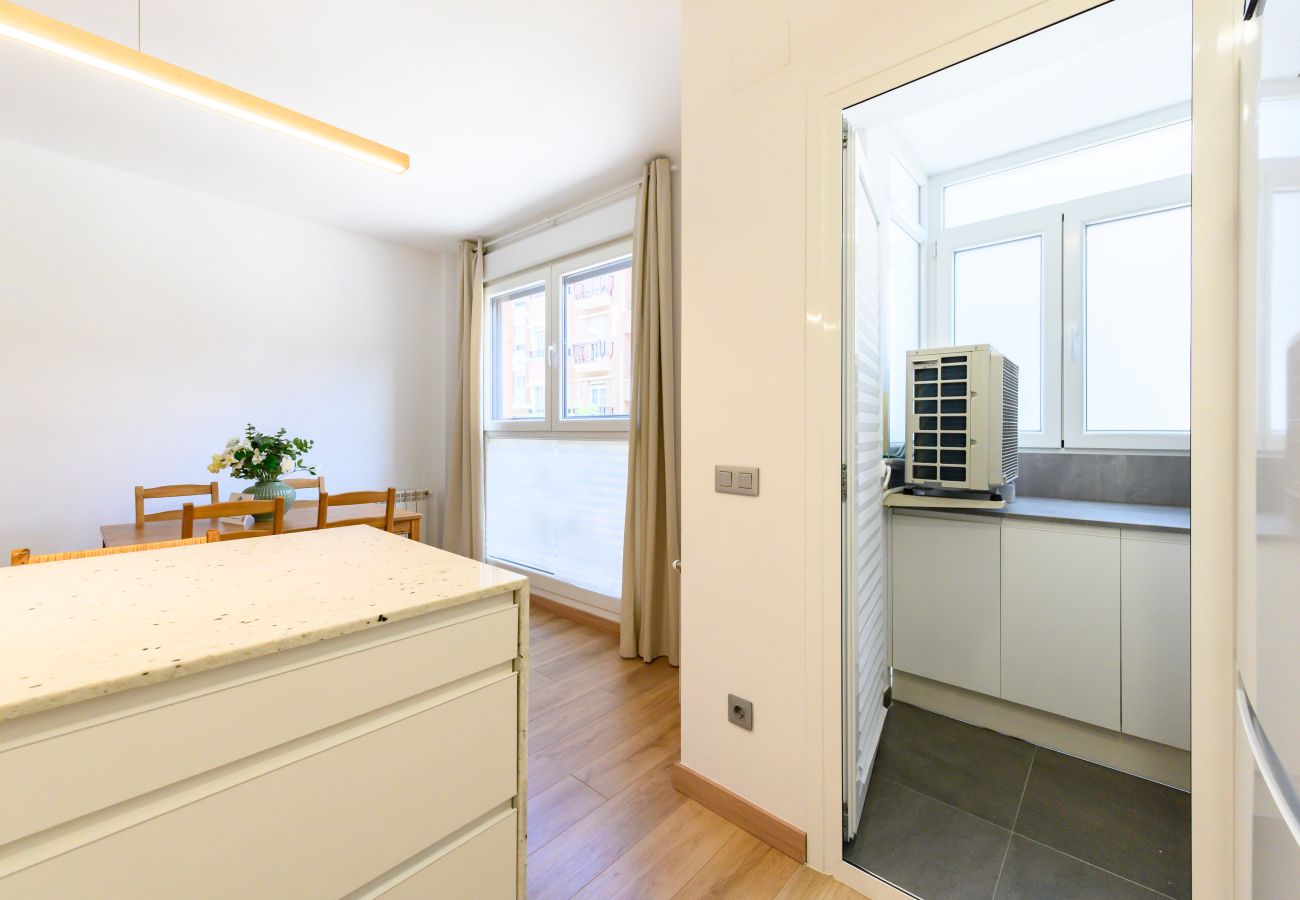 Apartment in Madrid - M (HMA121B) Amplio Piso 2 dormitorios y 2 baños