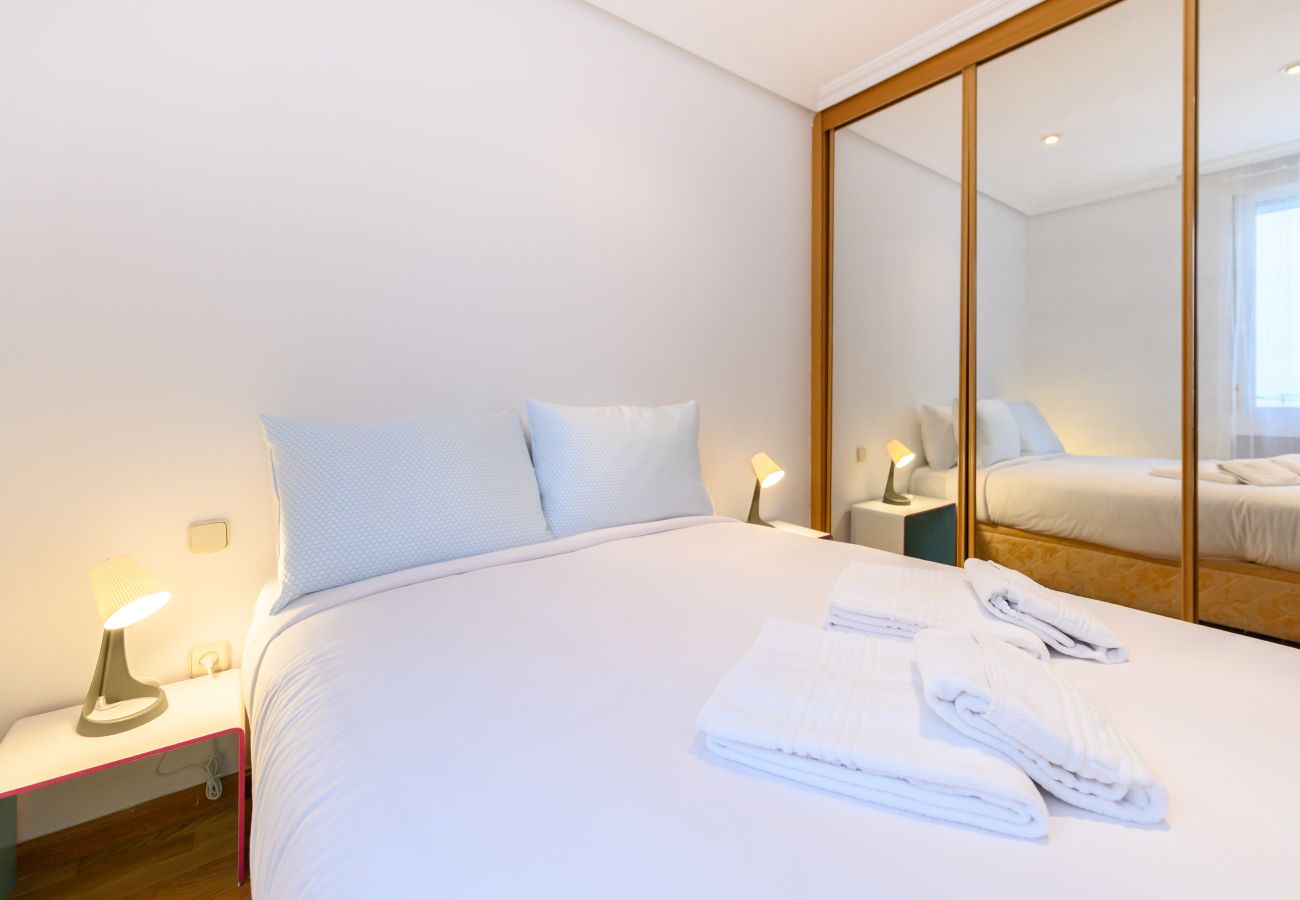 Apartment in Madrid - M (VAL203E) Piso 1 dormitorio en el Centro Madrid