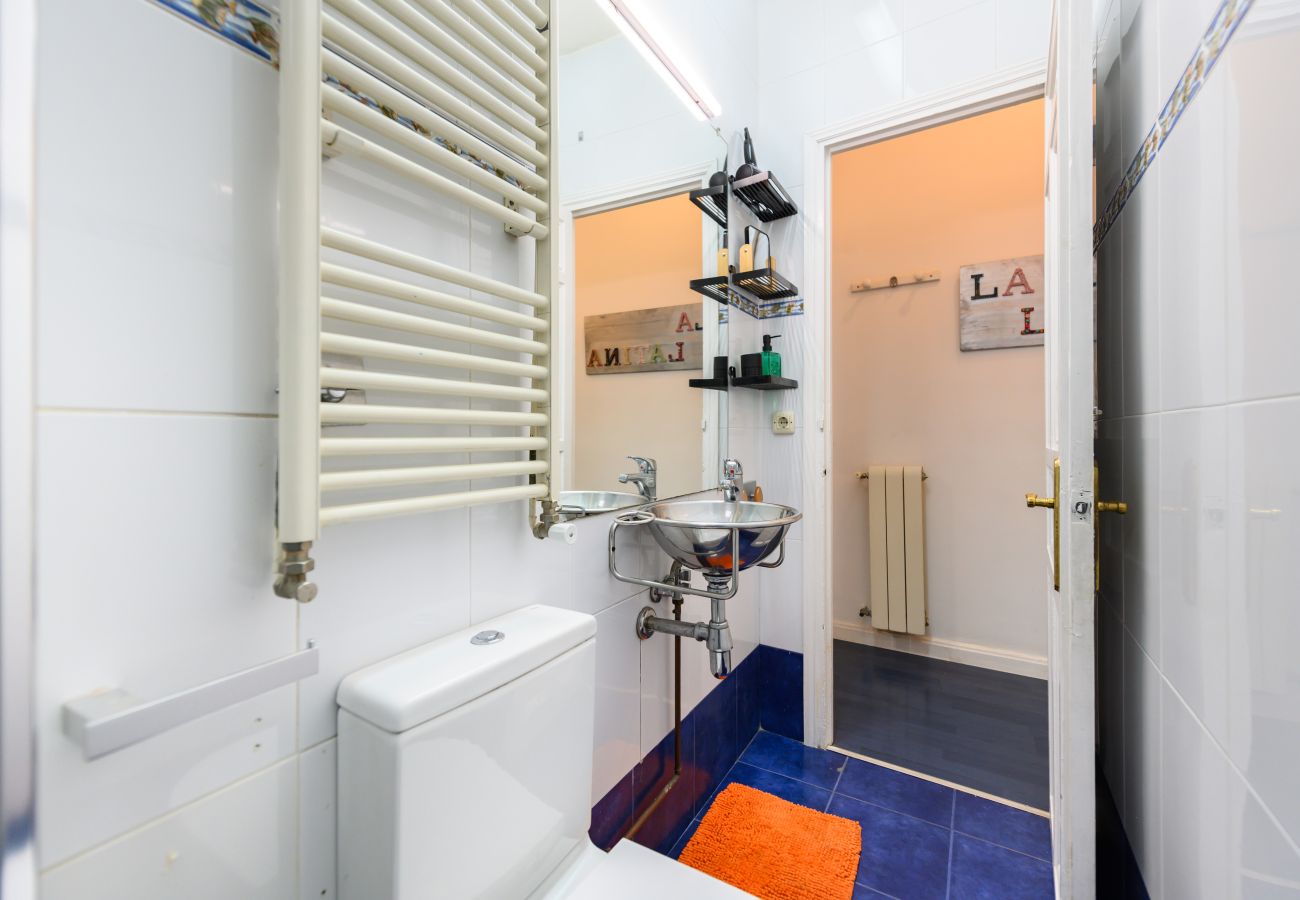 Apartment in Madrid - M (COL142II) Piso 2 dormitorios en el Centro de Ma