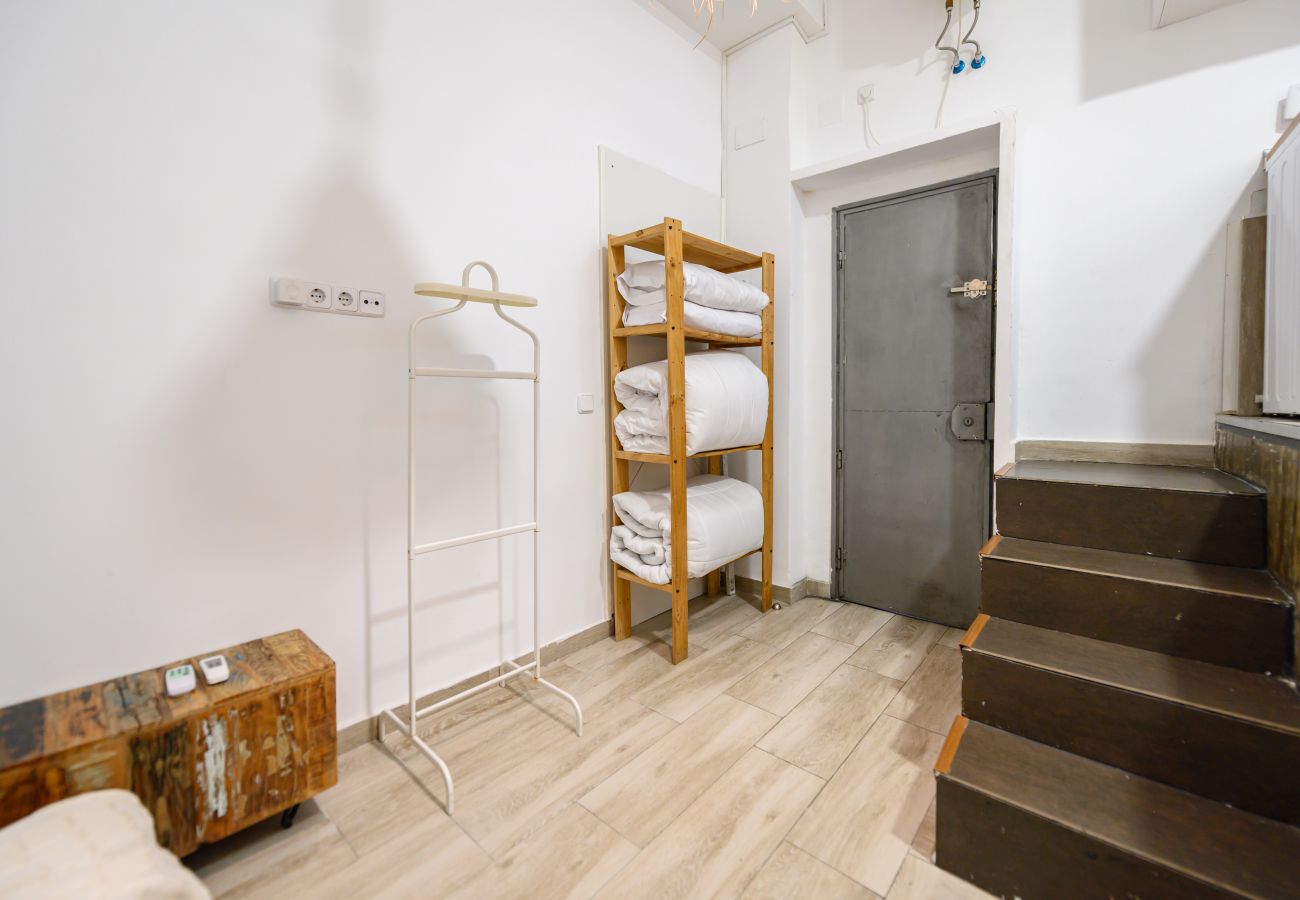 Apartment in Madrid - M (TET261I) Piso 1 dormitorio en el Centro de Madr