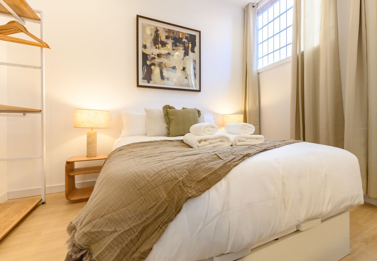 Apartment in Madrid - M (SDB1L2) Piso 1 dormitorio en Tetuán, Madrid