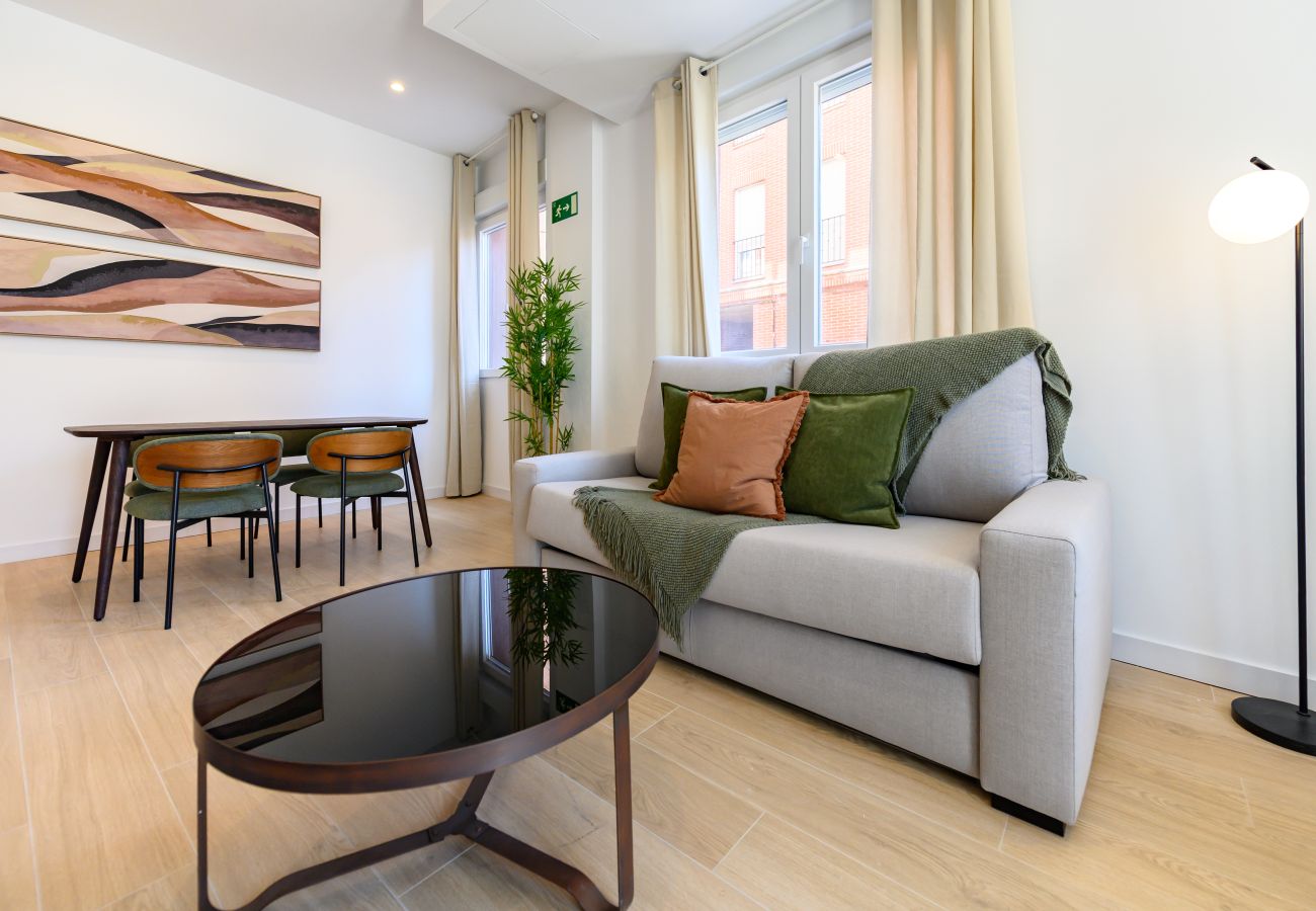 Apartment in Madrid - M (SDB1L4) Piso 1 dormitorio en Tetuán, Madrid
