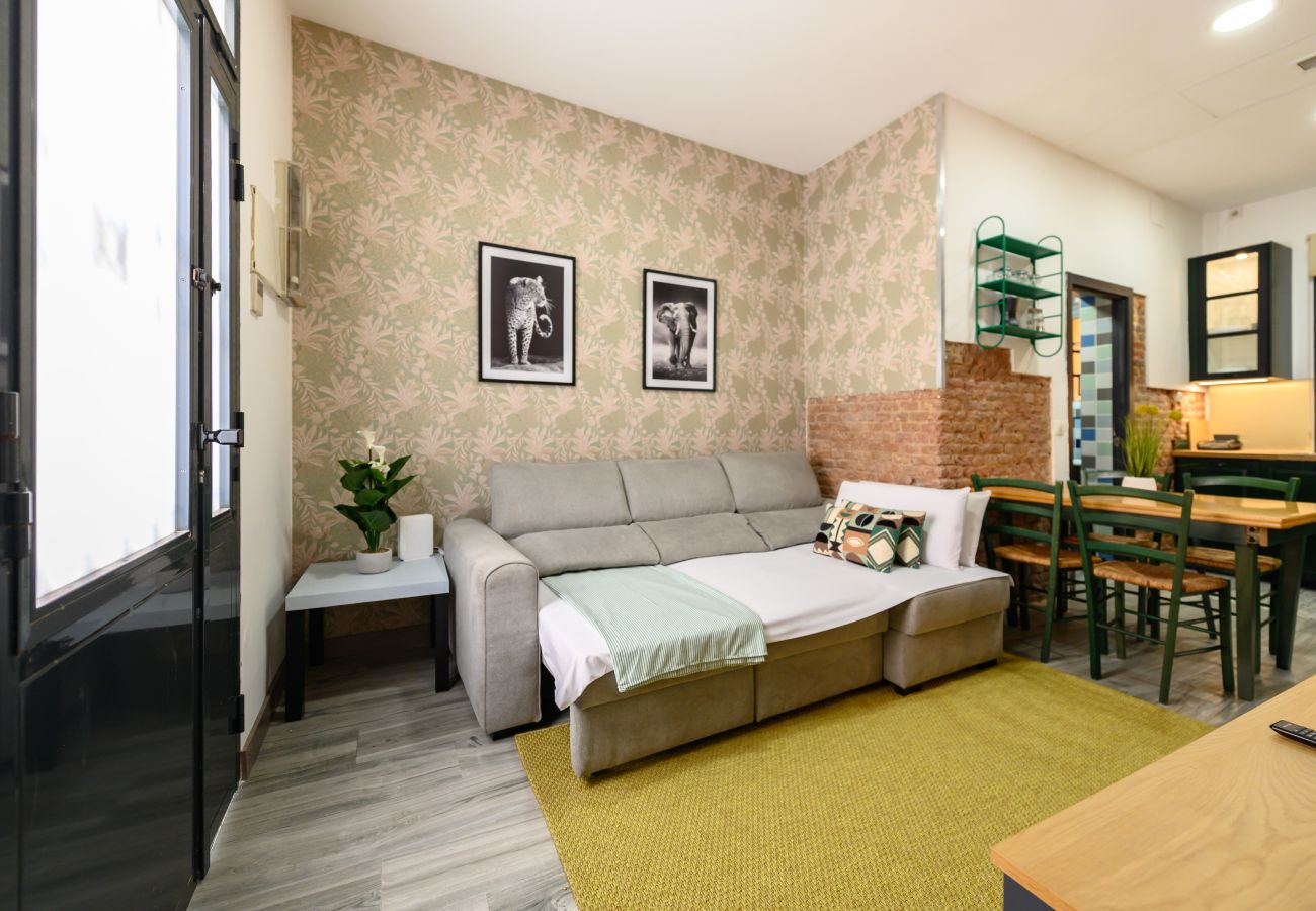 Apartment in Madrid - M (CAÑ220A) Piso de 2 dormitorios en Tetuán