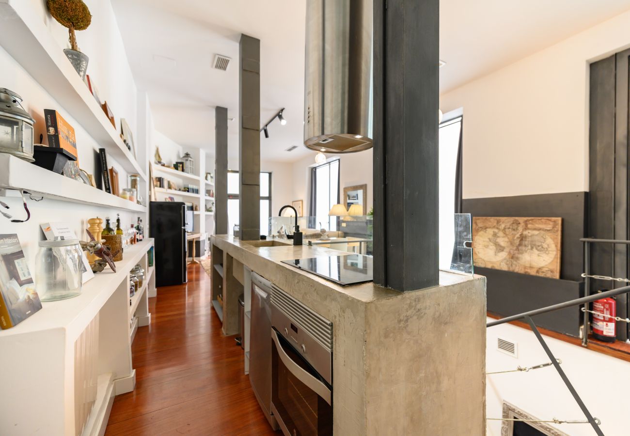 Apartment in Madrid - M (ACU20) Amplio Dúplex en el Centro de Madrid
