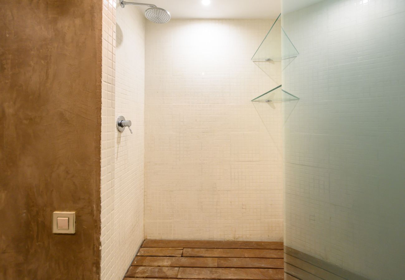 Apartment in Madrid - M (ACU20) Amplio Dúplex en el Centro de Madrid