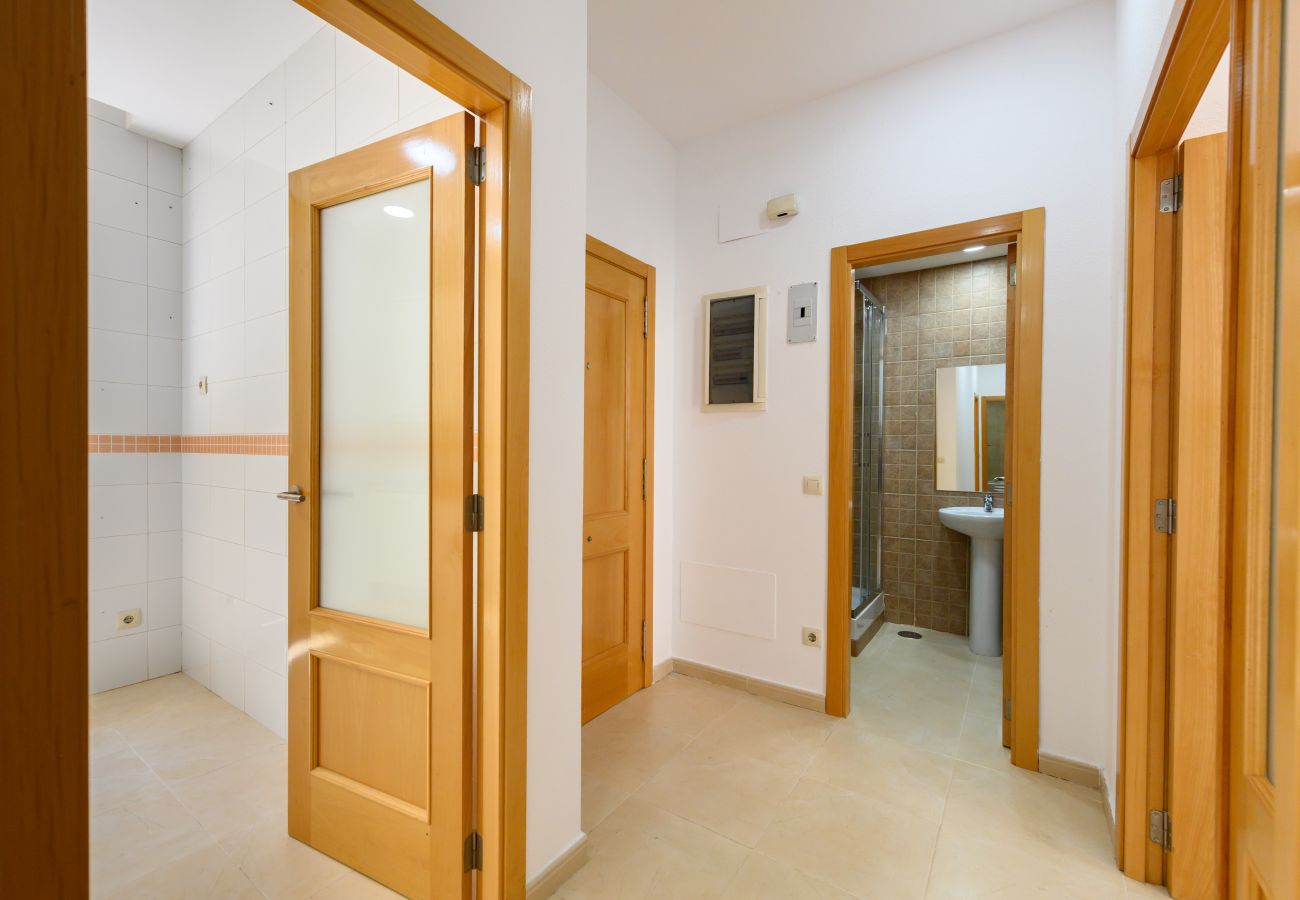 Apartment in Madrid - M (DIN132F) Piso de 2 dormitorios y 3 baños en el