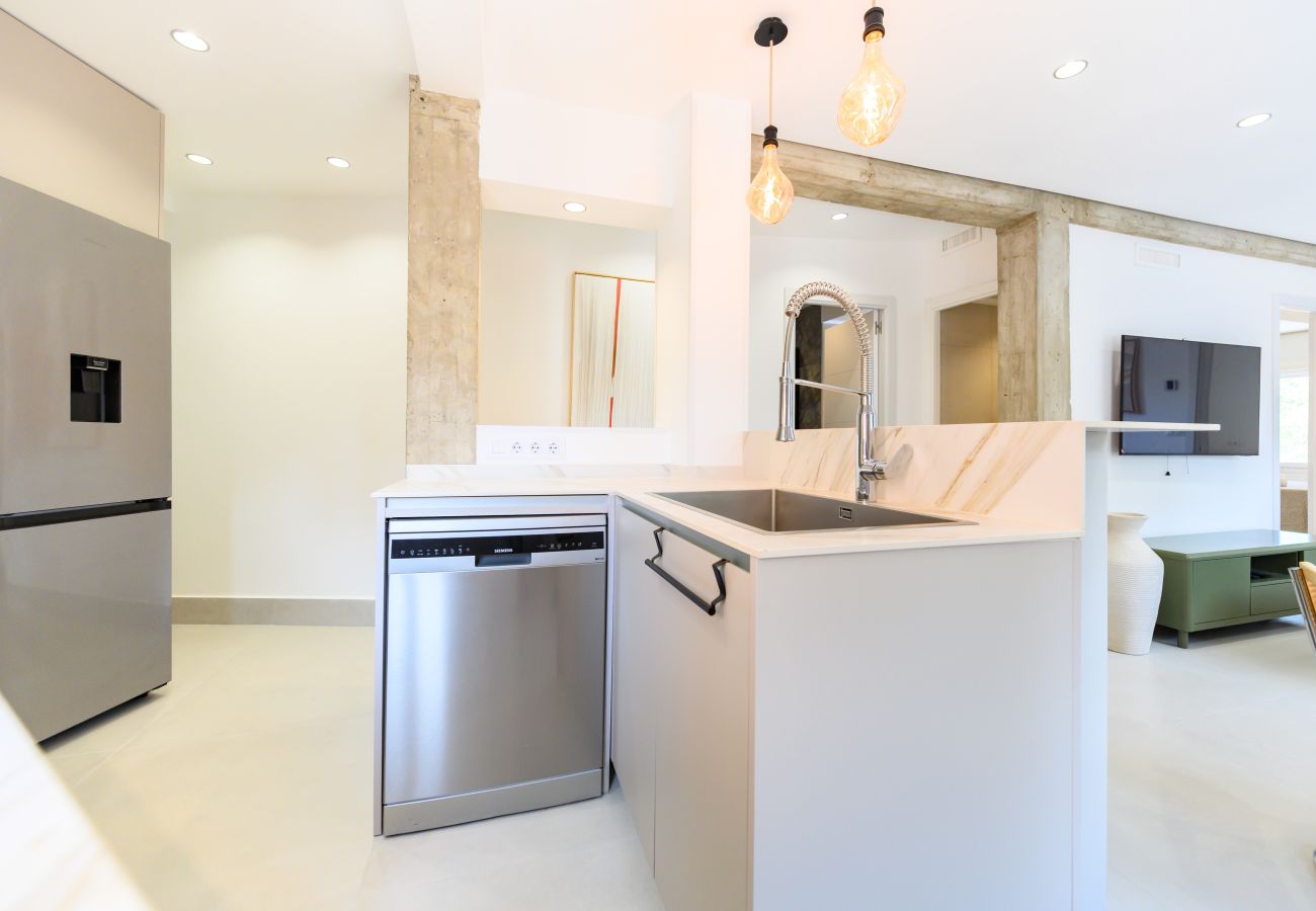 Apartment in Madrid - M (COL164B) Piso de 2 dormitorios en Chamartín