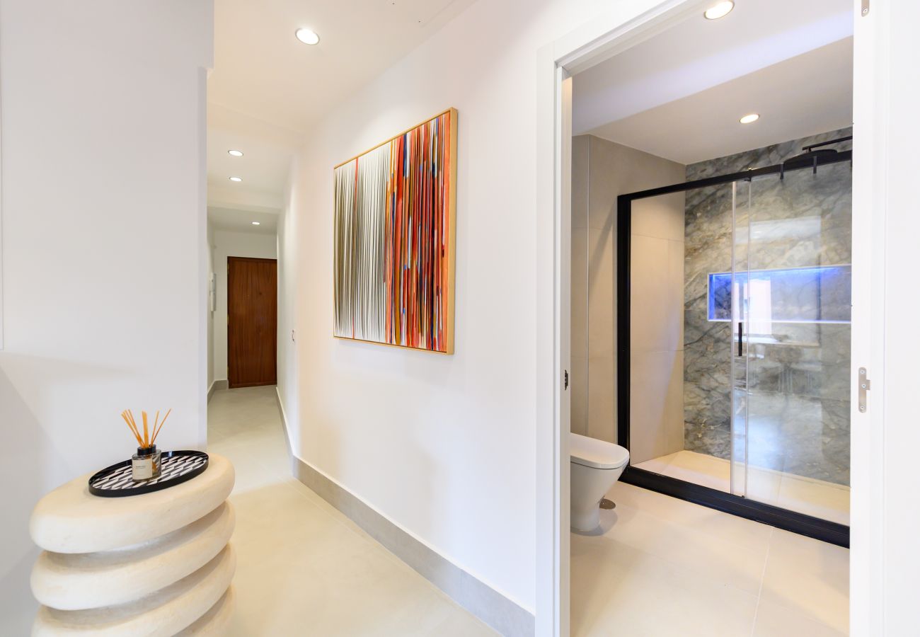 Apartment in Madrid - M (COL164B) Piso de 2 dormitorios en Chamartín