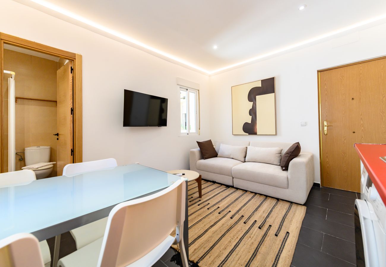 Apartment in Madrid - M (HUE634) Piso 1 dormitorio en Tetuán, Madrid