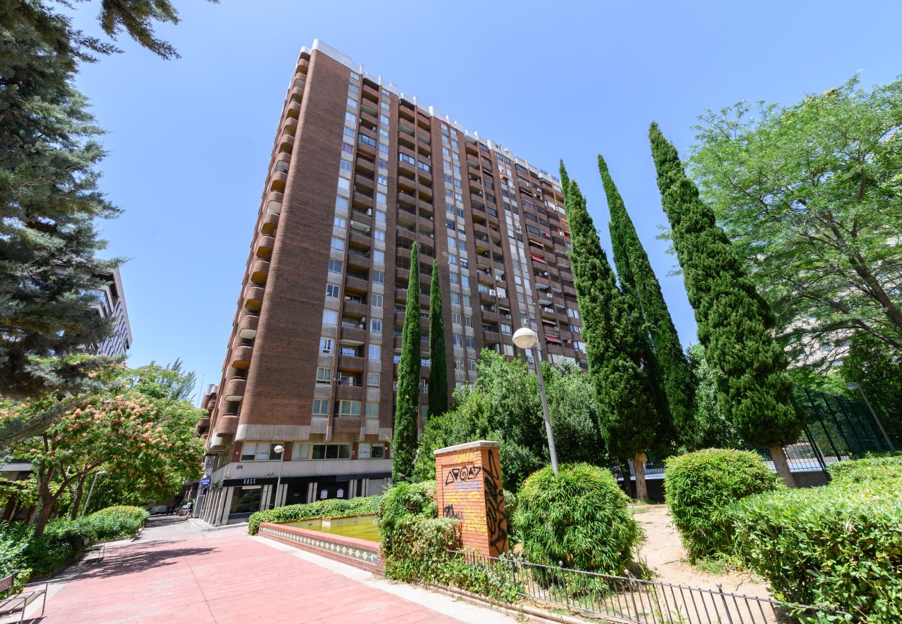 Apartment in Madrid - M (ABR1710C) Piso de Lujo 2 dormitorios y 2 baños