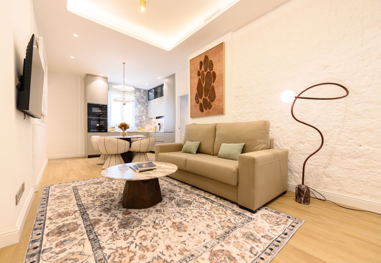 Apartment in Madrid - M (HER1080C) Piso de 2 dormitorios en el barrio d