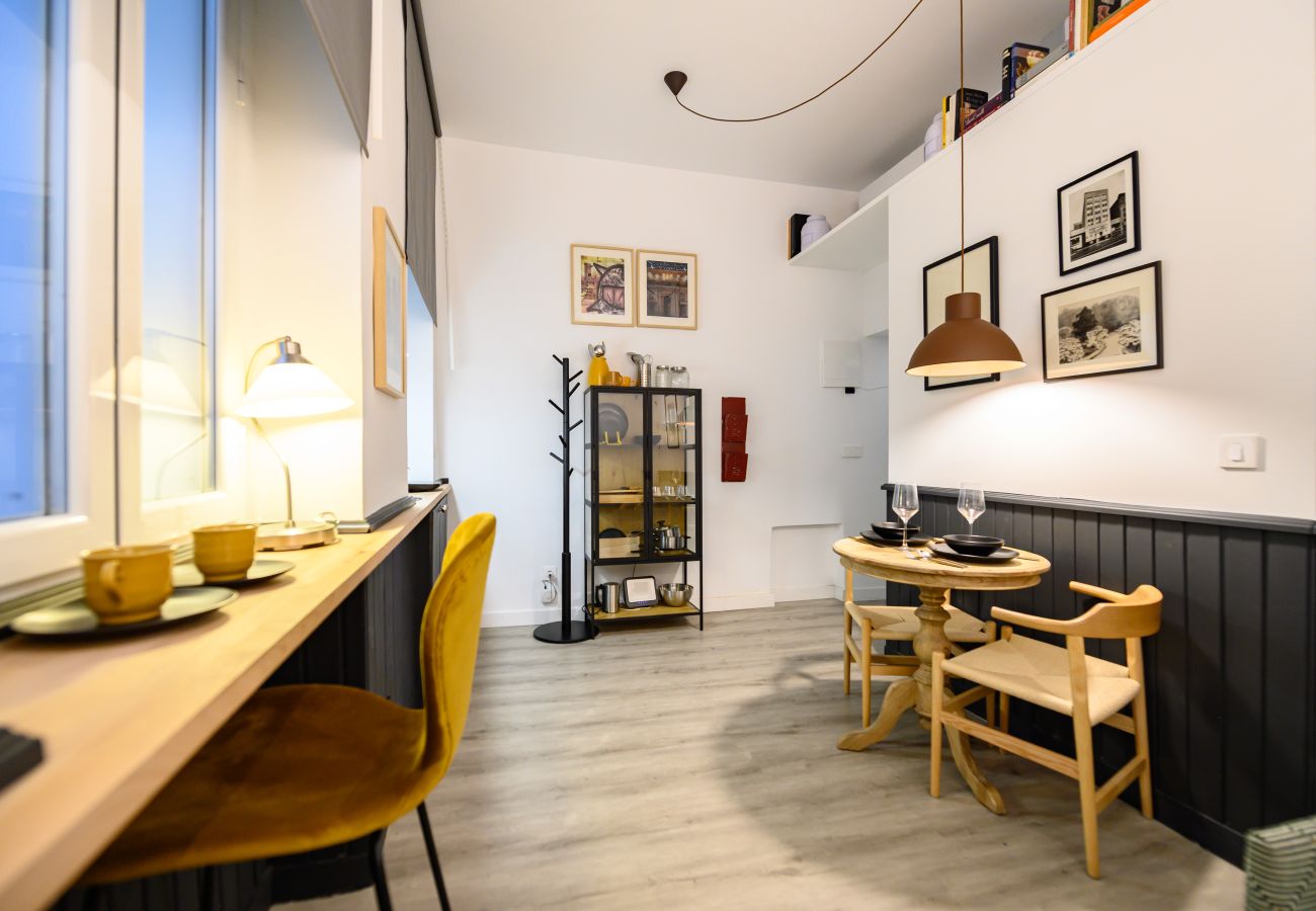 Studio in Madrid - M (MDV10D) Estudio en el Centro de Madrid