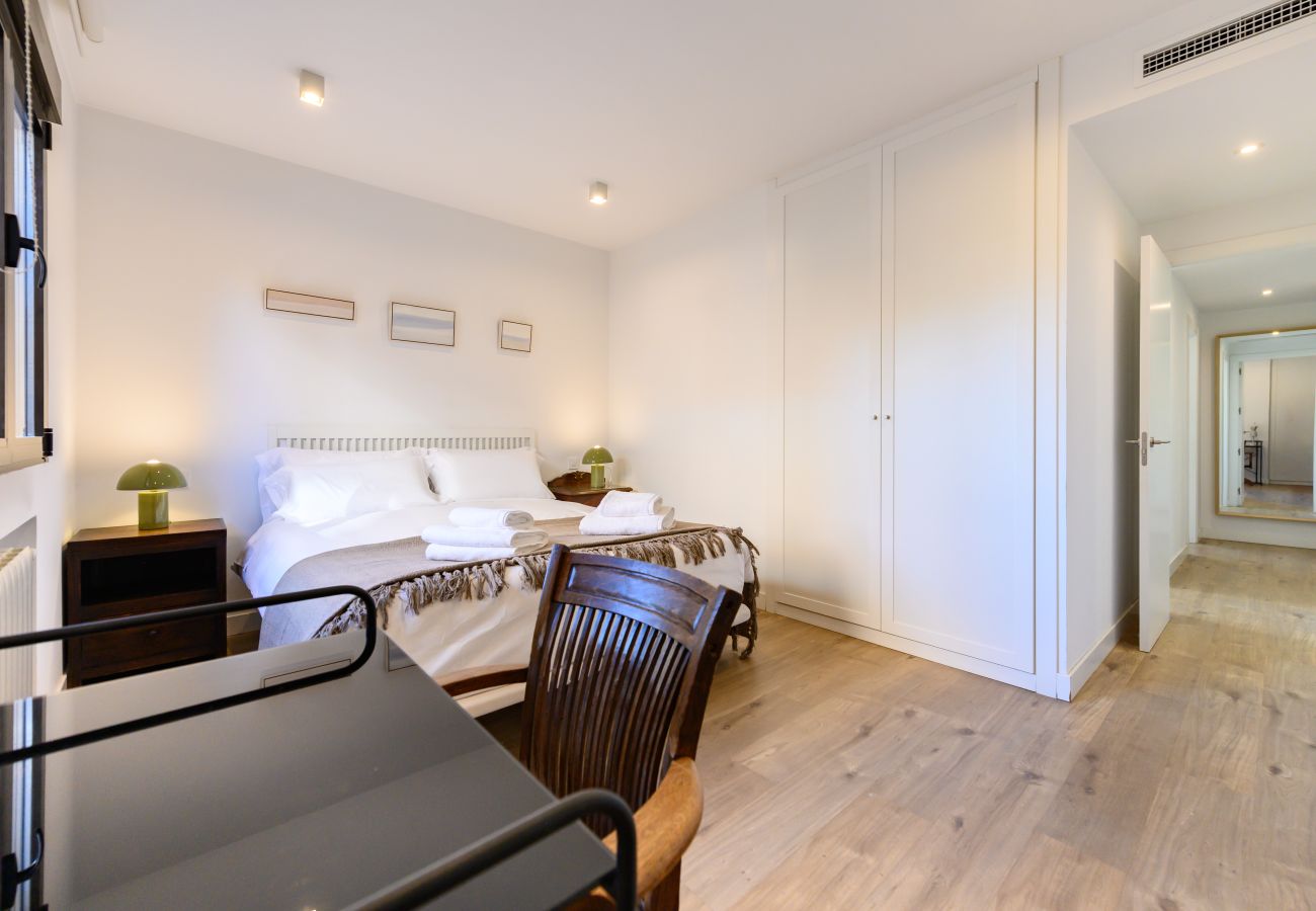 Apartment in Madrid - M (ASO941B) Piso 3 dormitorios y 2 baños en Ciudad