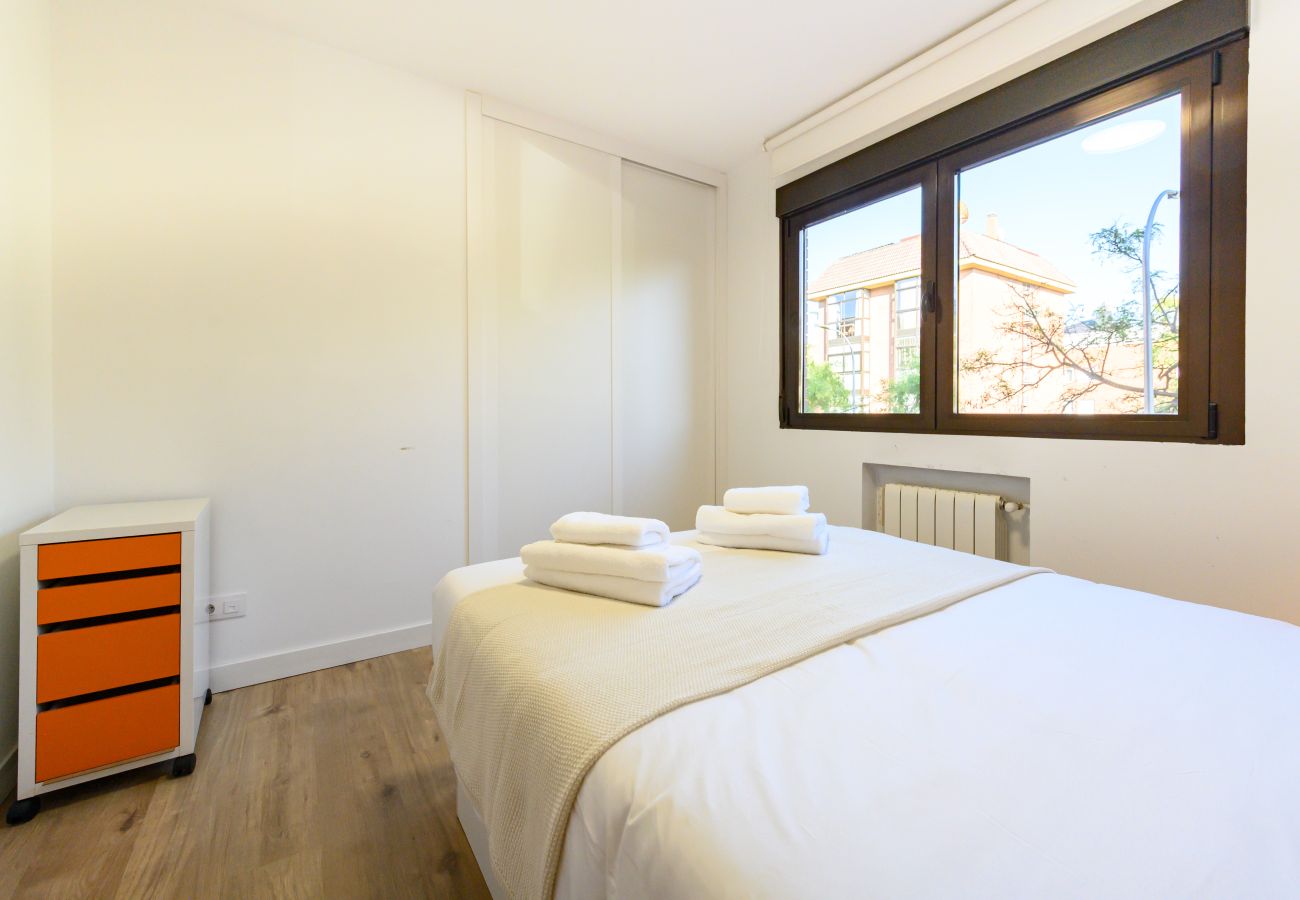 Apartment in Madrid - M (ASO941B) Piso 3 dormitorios y 2 baños en Ciudad