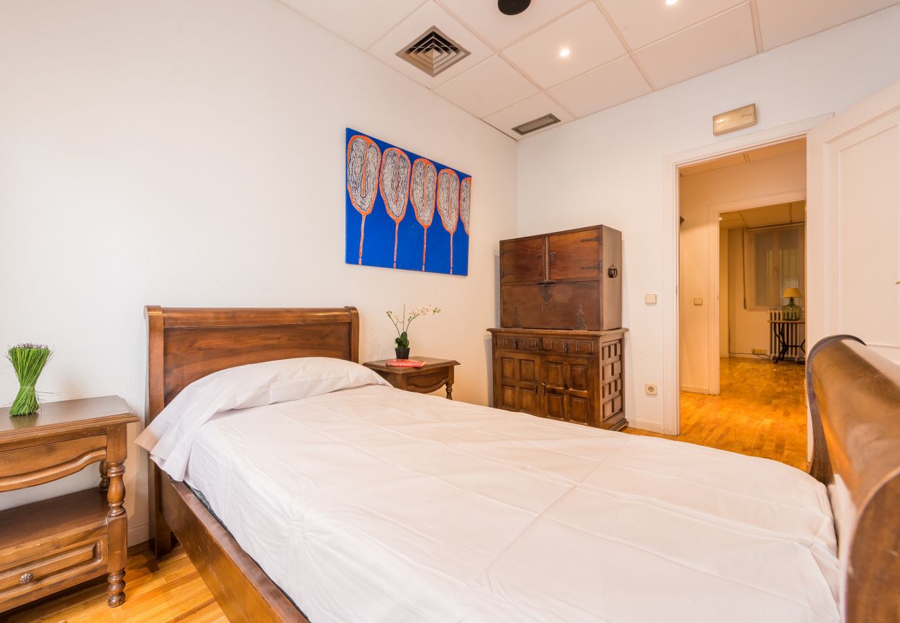 Apartment in Madrid - Luxury apartment Centro Madrid Downtown VEL55