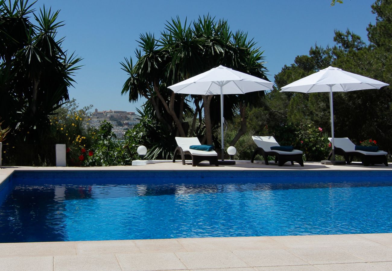 Villa à Ibiza - Villa avec piscine à Ibiza