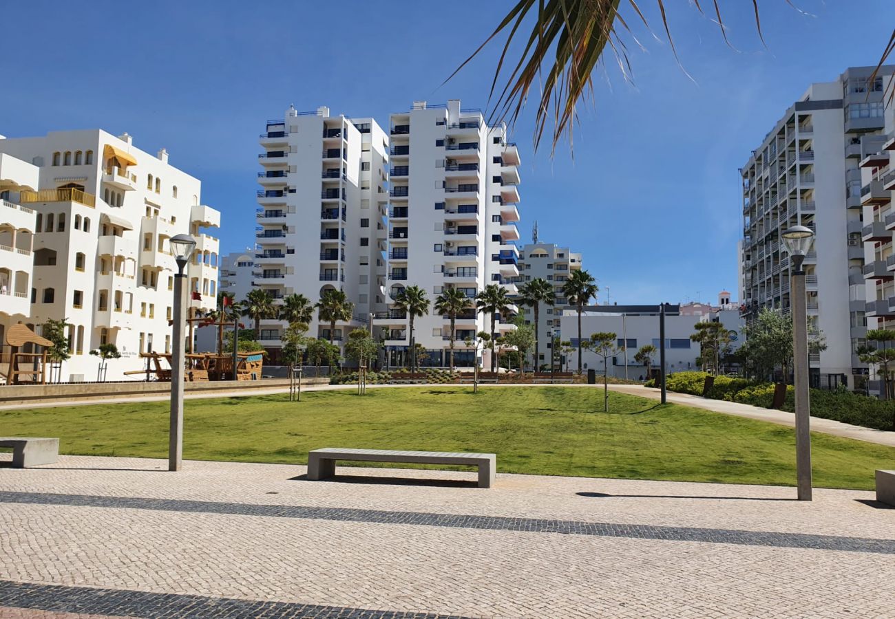 Appartement à Quarteira - Appartement avec parking à 7 m de la plage