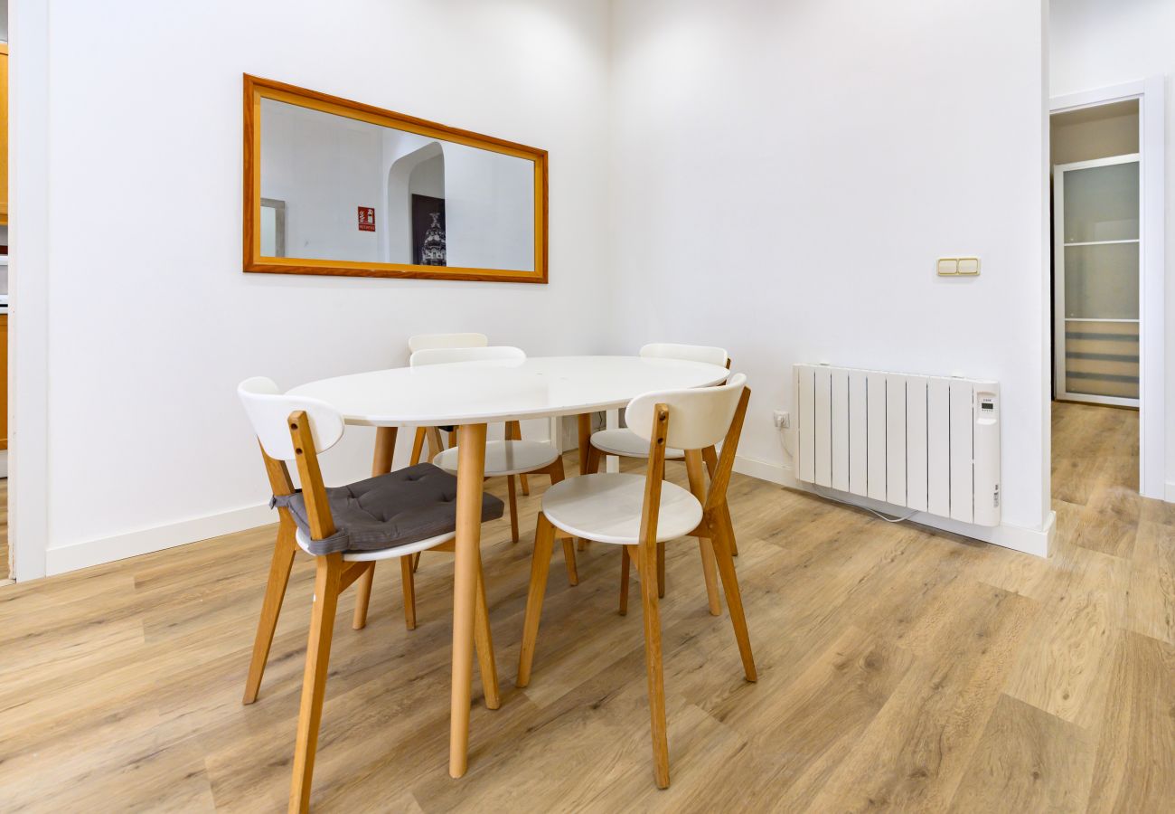 Appartement à Madrid - M (DLM73) Downtown Madrid centro Cibeles