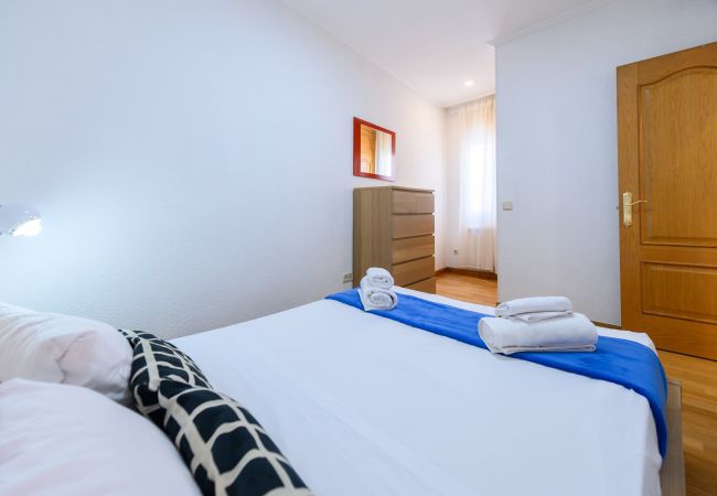 Appartement à Madrid - M (DFO214) Apartamento en el Museo Reina Sofía - A Appartement à Madrid - M (DFO214) Apartamento en el Museo Reina Sofía - A