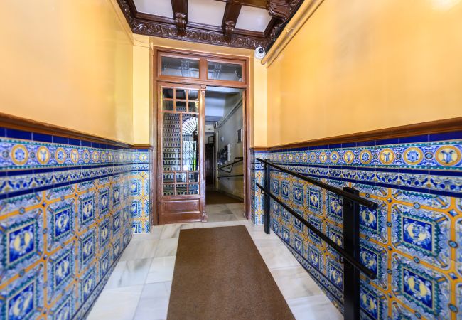 Appartement à Madrid - M (DFO214) Apartamento en el Museo Reina Sofía - A Appartement à Madrid - M (DFO214) Apartamento en el Museo Reina Sofía - A