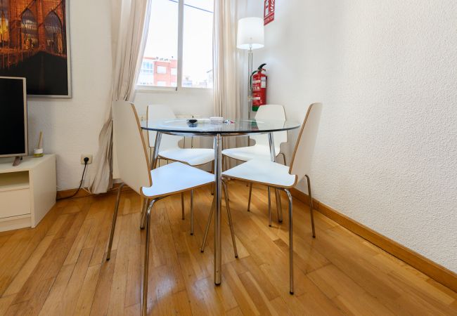 Appartement à Madrid - M (DFO214) Apartamento en el Museo Reina Sofía - A Appartement à Madrid - M (DFO214) Apartamento en el Museo Reina Sofía - A