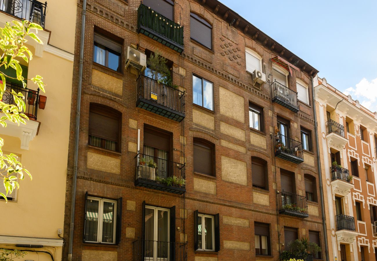 Appartement à Madrid - M (DFO214) Apartamento en el Museo Reina Sofía - A