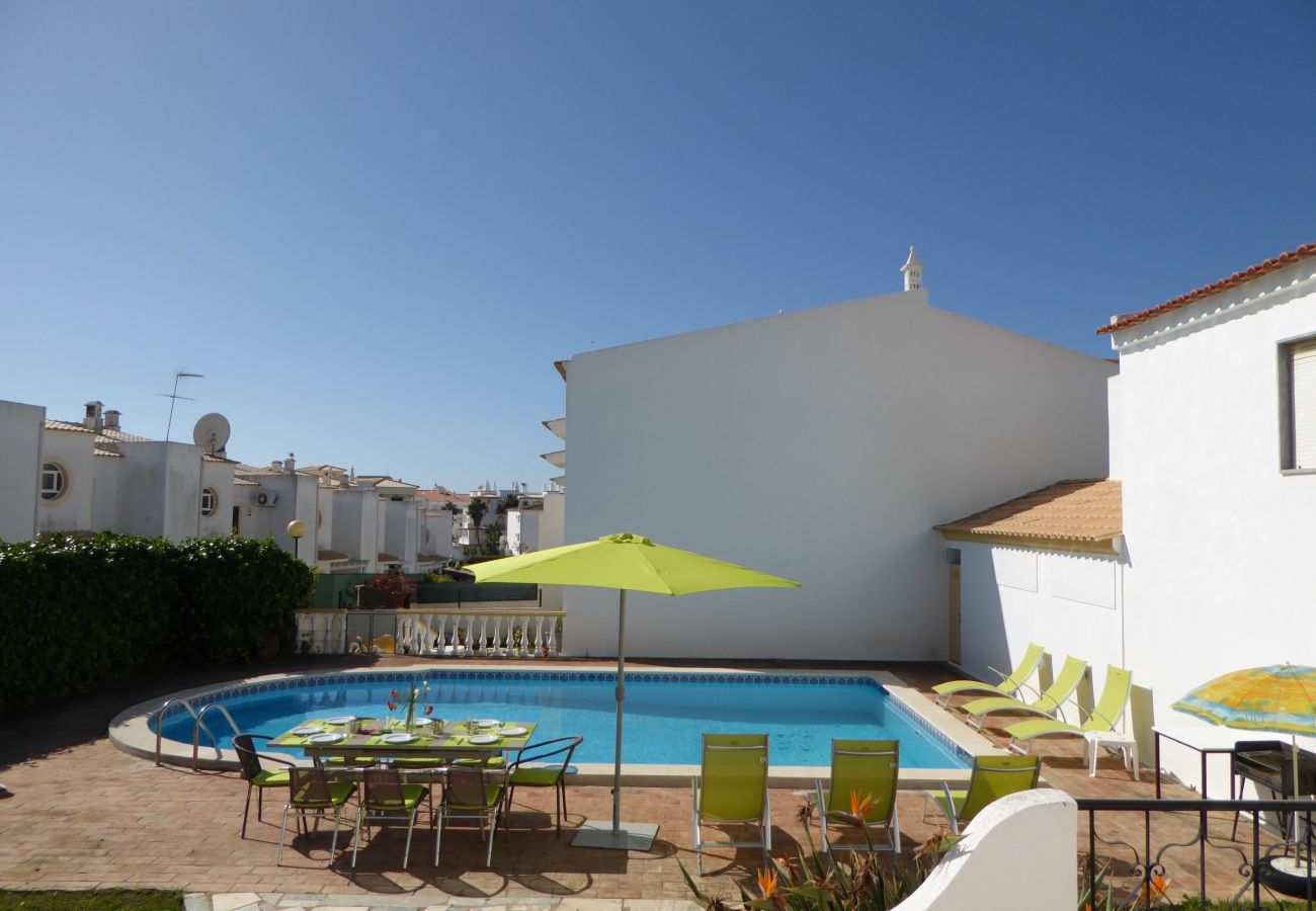 Villa à Albufeira - Villa avec piscine à 800 m de la plage