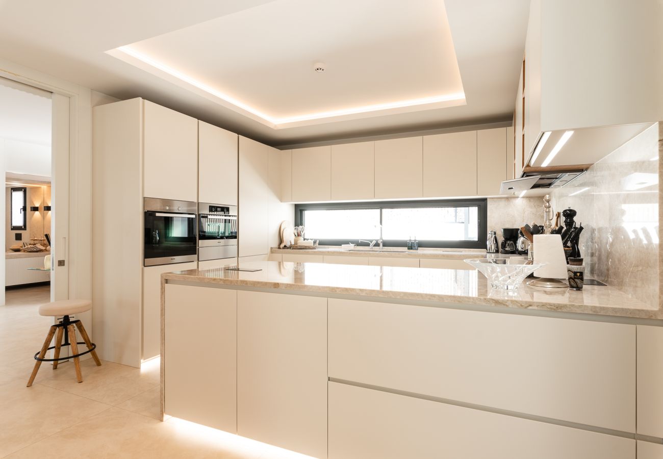 Villa à Marbella - Absolute high end villa with pool & Jacuzzi*