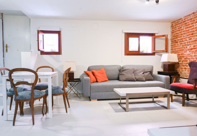 Appartement à Madrid - M (AAXIII830) Apartamento con jardín Hispanoaméric Appartement à Madrid - M (AAXIII830) Apartamento con jardín Hispanoaméric