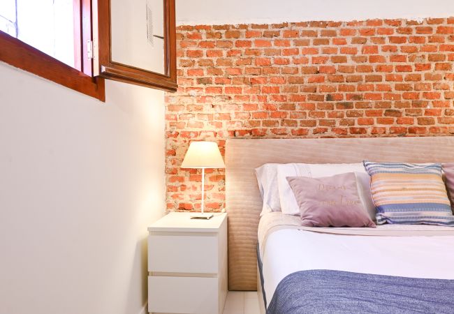 Appartement à Madrid - M (AAXIII830) Apartamento con jardín Hispanoaméric Appartement à Madrid - M (AAXIII830) Apartamento con jardín Hispanoaméric