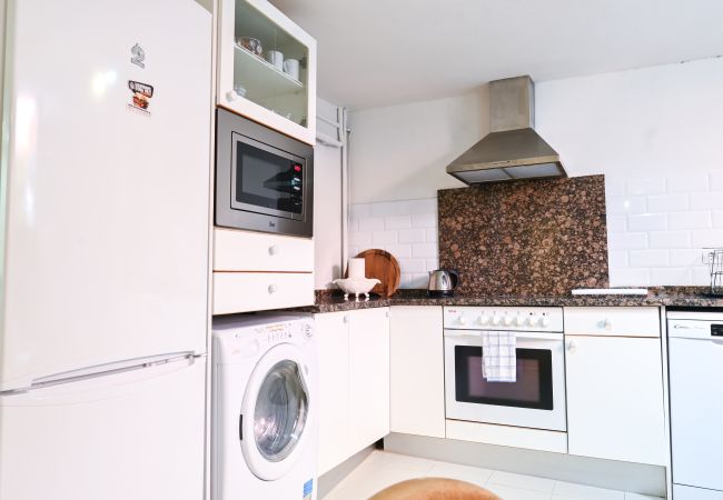 Appartement à Madrid - M (AAXIII830) Apartamento con jardín Hispanoaméric Appartement à Madrid - M (AAXIII830) Apartamento con jardín Hispanoaméric